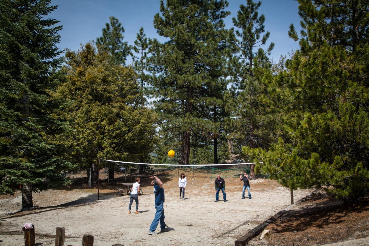 Idyllwild Camping Resort Cabin Exterior photo